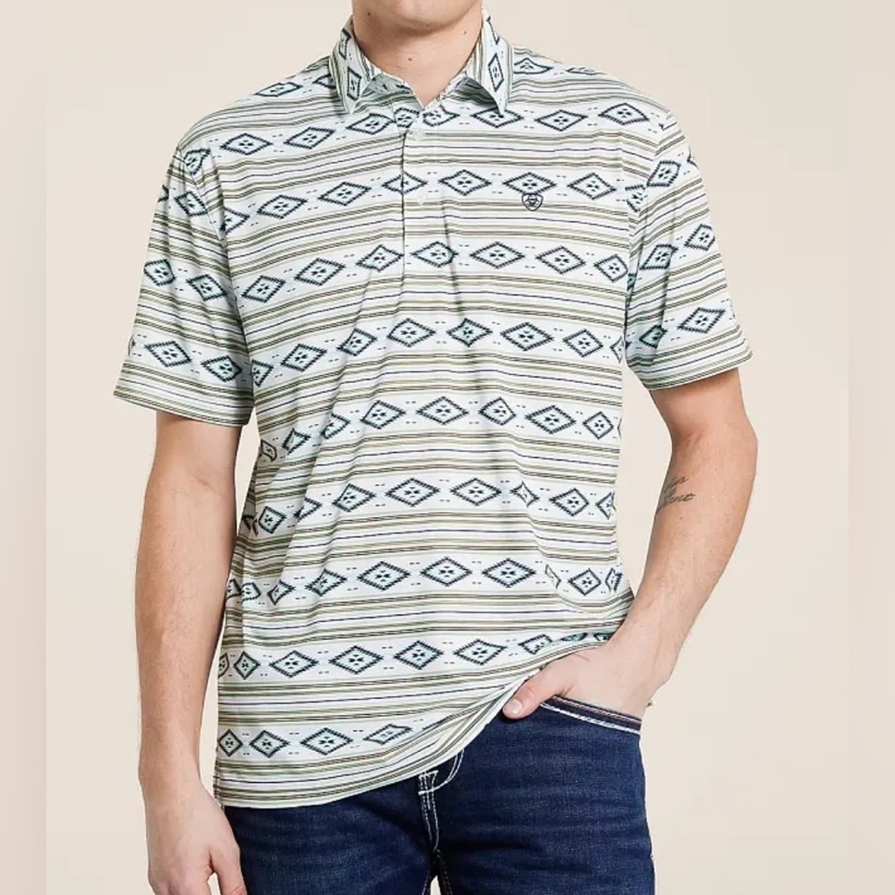 ARIAT MEN'S ALL OVER PRINT
POLO - WHITE SERAPE